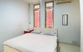 OYO 3043 Wisma Syariah Lambhuk